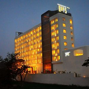 Keys Select By Lemon Tree Hotels, Kochi